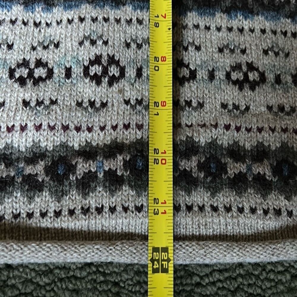 Eddie Bauer Vintage Wool Pullover Crewneck Fair Isle Sweater Medium Rolled Colla - Picture 6 of 8